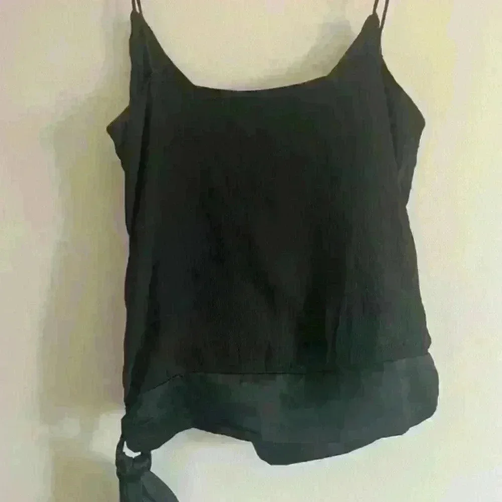 BR silk and sequins‎ tank  size XS - Picture 3 of 7